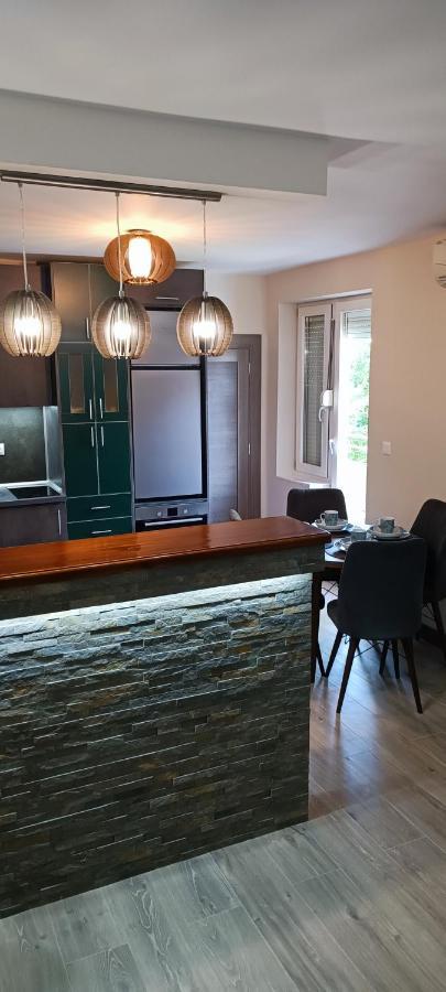 Appartement Tajna037 à Kruševac Extérieur photo